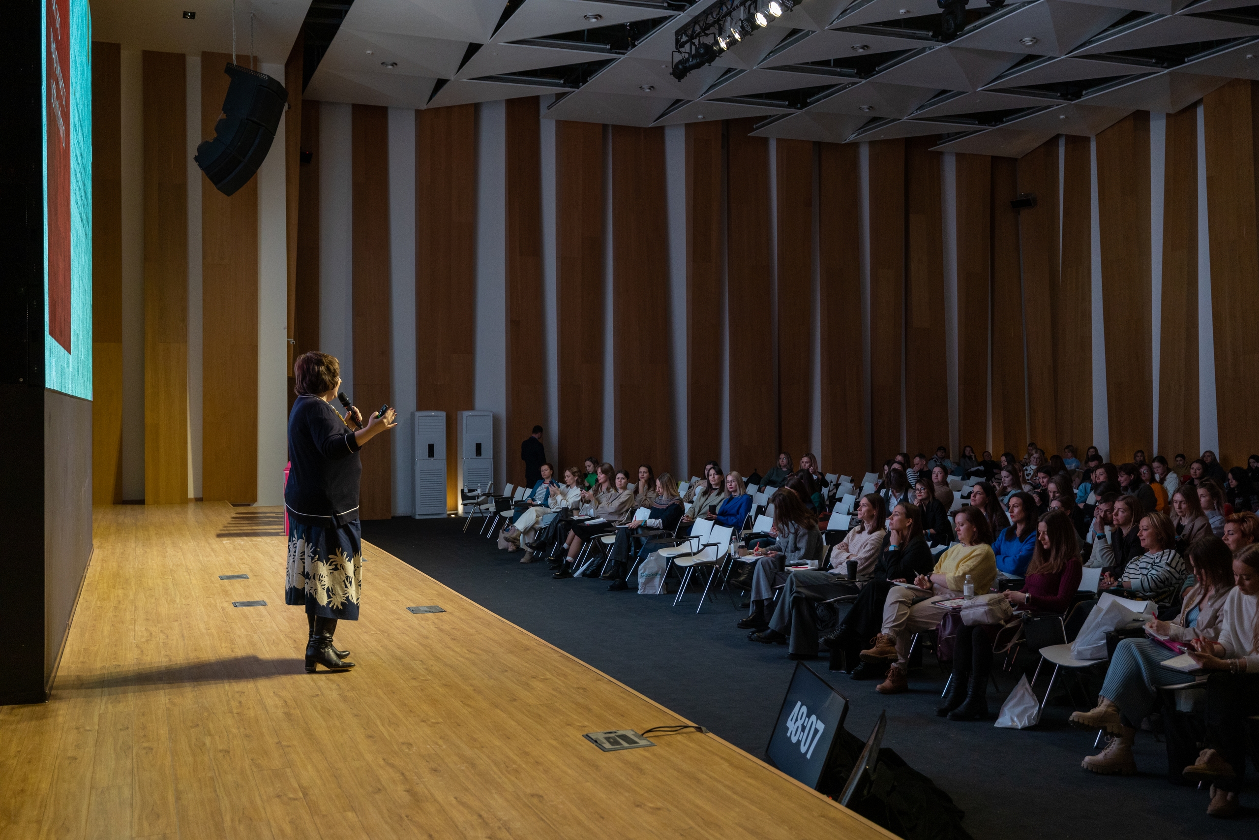 «RUSSIAN INTERIOR WEEK 2025»: онлайн и офлайн форматы соединяют дизайнеров страны фото: «RUSSIAN INTERIOR WEEK 2025»: онлайн и офлайн форматы соединяют дизайнеров страны