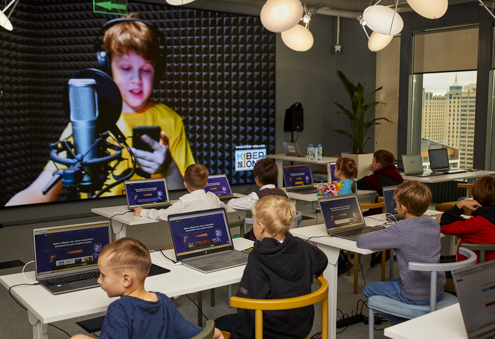 Поколение TikTok: как удержать внимание учеников в эпоху клипового мышления фото: Поколение TikTok: как удержать внимание учеников в эпоху клипового мышления