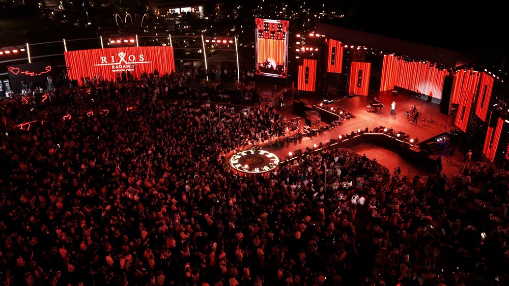 фото: Лара Фабиан очаровала публику на грандиозном концерте ко Дню Святого Валентина в Rixos Radamis Sharm El Sheikh