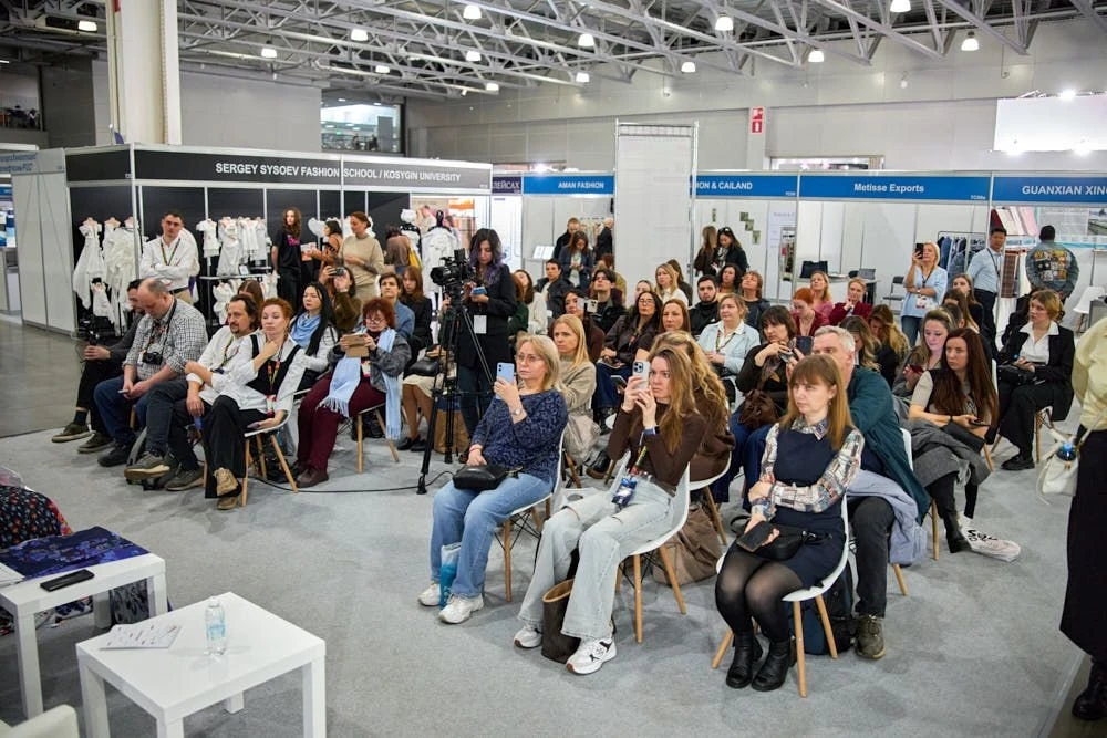 В Москве подвели итоги крупнейшей выставки легкой промышленности «Интерткань – 2026» фото: В Москве подвели итоги крупнейшей выставки легкой промышленности «Интерткань – 2026»