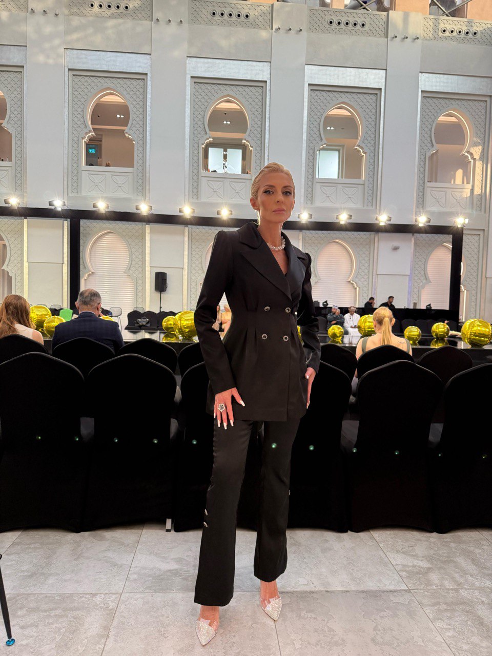 ALISIA FIORI: любовь и гармония в моде фото: ALISIA FIORI: любовь и гармония в моде