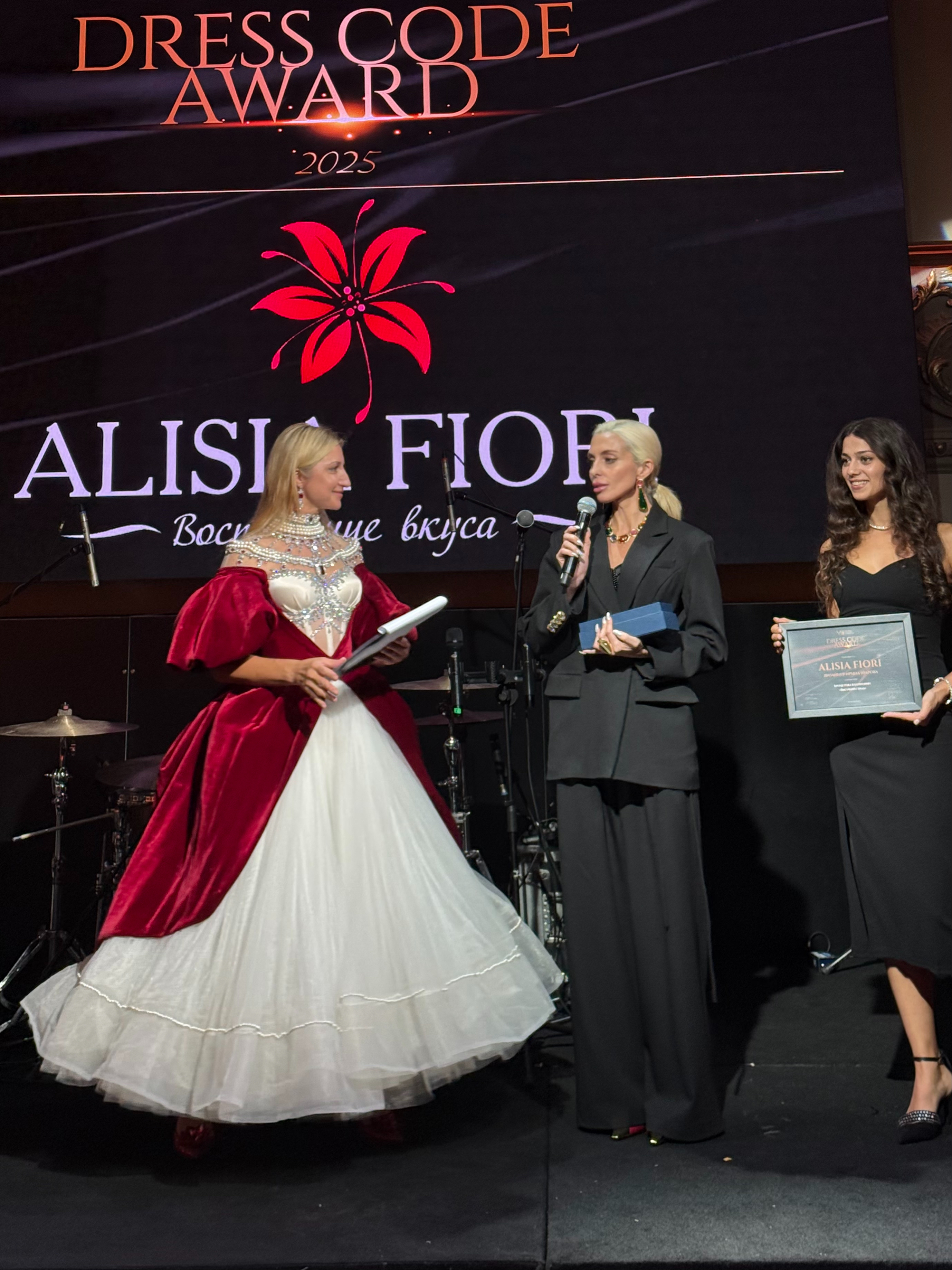 Дома моды «АЛИСИЯ ФИОРИ» фото: Дома моды «АЛИСИЯ ФИОРИ»