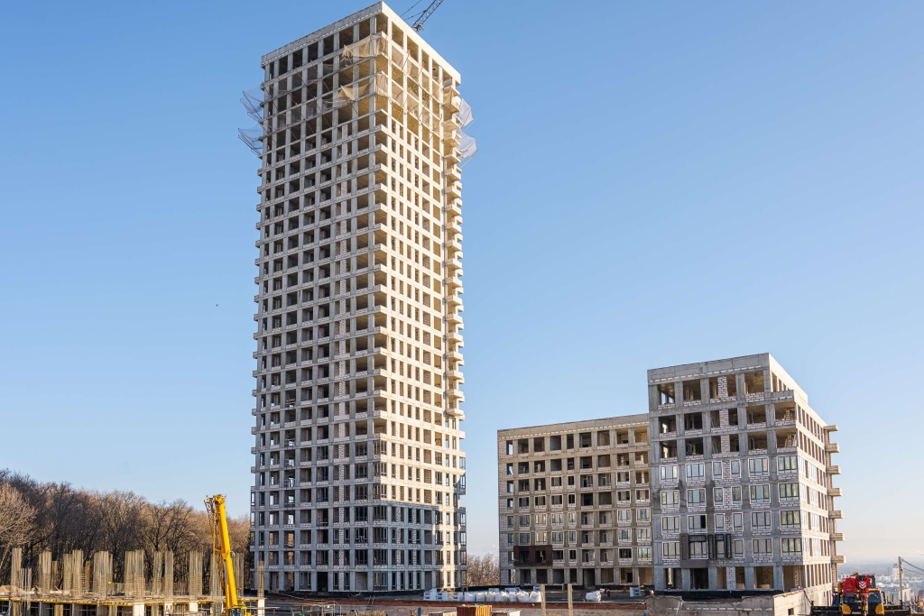 ГК «Садовое кольцо» приступила к устройству кровли в одном из корпусов первой очереди ЖК Urman City фото: ГК «Садовое кольцо» приступила к устройству кровли в одном из корпусов первой очереди ЖК Urman City