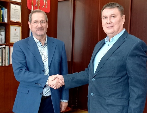 Уполномоченный по защите прав предпринимателей в Челябинской области назначил своего общественного представителя в Аргаяшском районе  фото: Уполномоченный по защите прав предпринимателей в Челябинской области назначил своего общественного представителя в Аргаяшском районе