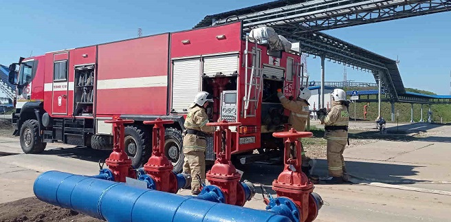 Компания «Транснефть – Дружба» совместно с МЧС провели плановые учения на нефтеперекачивающей станции «Лопатино» фото: Компания «Транснефть – Дружба» совместно с МЧС провели плановые учения на нефтеперекачивающей станции «Лопатино»