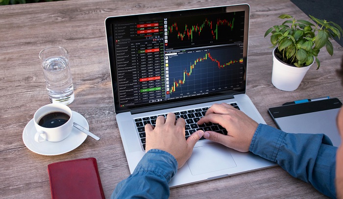 В тройку лучших инвестиционных платформ вошли: JetLend, Investra, Поток фото: В тройку лучших инвестиционных платформ вошли: JetLend, Investra, Поток