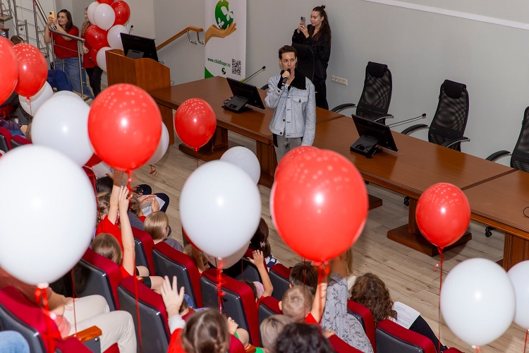 Всемирный День борьбы с артритом отметили в «НМИЦ здоровья детей» фото: Всемирный День борьбы с артритом отметили в «НМИЦ здоровья детей»