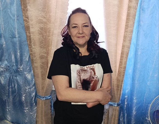 Жительница Макеевки сможет снова чувствовать жизнь в двух руках фото: Жительница Макеевки сможет снова чувствовать жизнь в двух руках