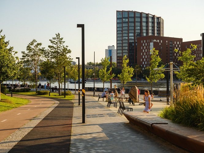 Выход в Москву укрепляет позиции СК10 фото: Выход в Москву укрепляет позиции СК10