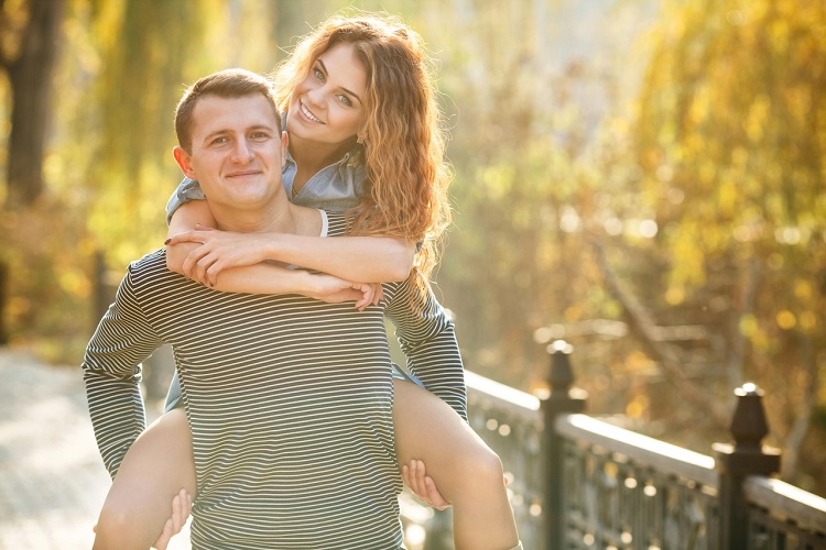 Поиск любви за границей: особенности отношений с иностранцем фото: Поиск любви за границей: особенности отношений с иностранцем