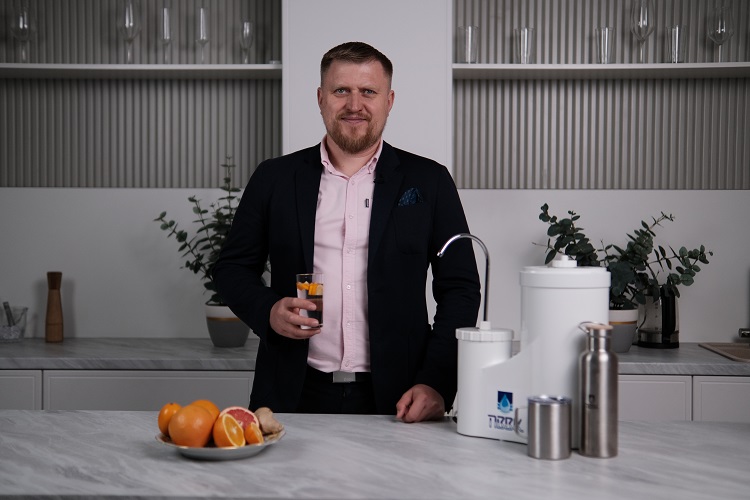 Виктор Кордюков руководитель компании ПВВК объясняет, зачем воде нужен отрицательный ОВП фото: Виктор Кордюков руководитель компании ПВВК объясняет, зачем воде нужен отрицательный ОВП