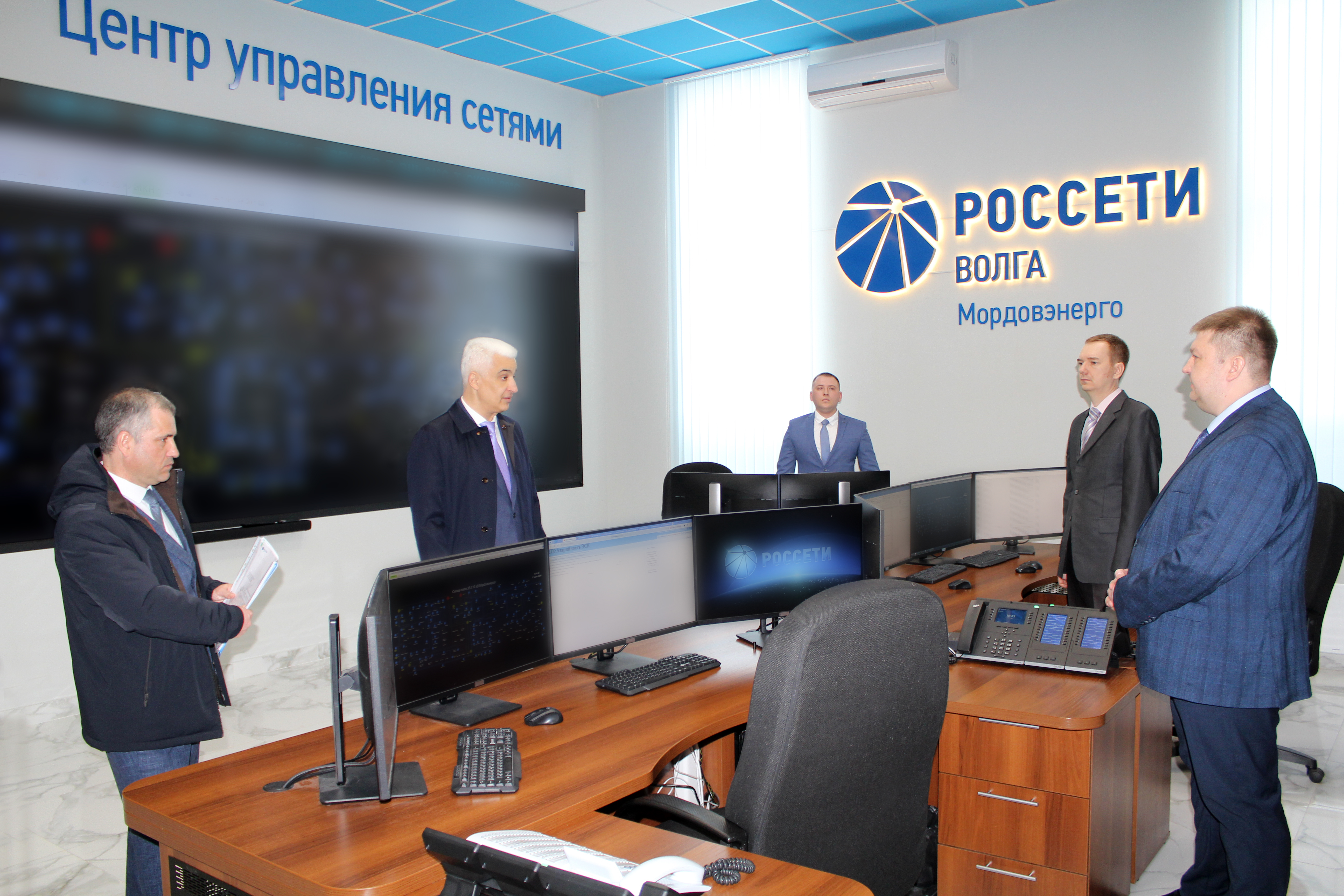 Генеральный директор ПАО «Россети Волга» Александр Гаврилов посетил модернизированный Центр управления сетями Мордовии фото: Генеральный директор ПАО «Россети Волга» Александр Гаврилов посетил модернизированный Центр управления сетями Мордовии