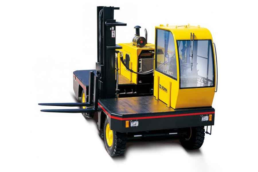 ООО «ПЛАНЕТА ПОГРУЗЧИКОВ» продвигает линейку боковых вилочных погрузчиков для работы с длинномерными грузами фото: ООО «ПЛАНЕТА ПОГРУЗЧИКОВ» продвигает линейку боковых вилочных погрузчиков для работы с длинномерными грузами