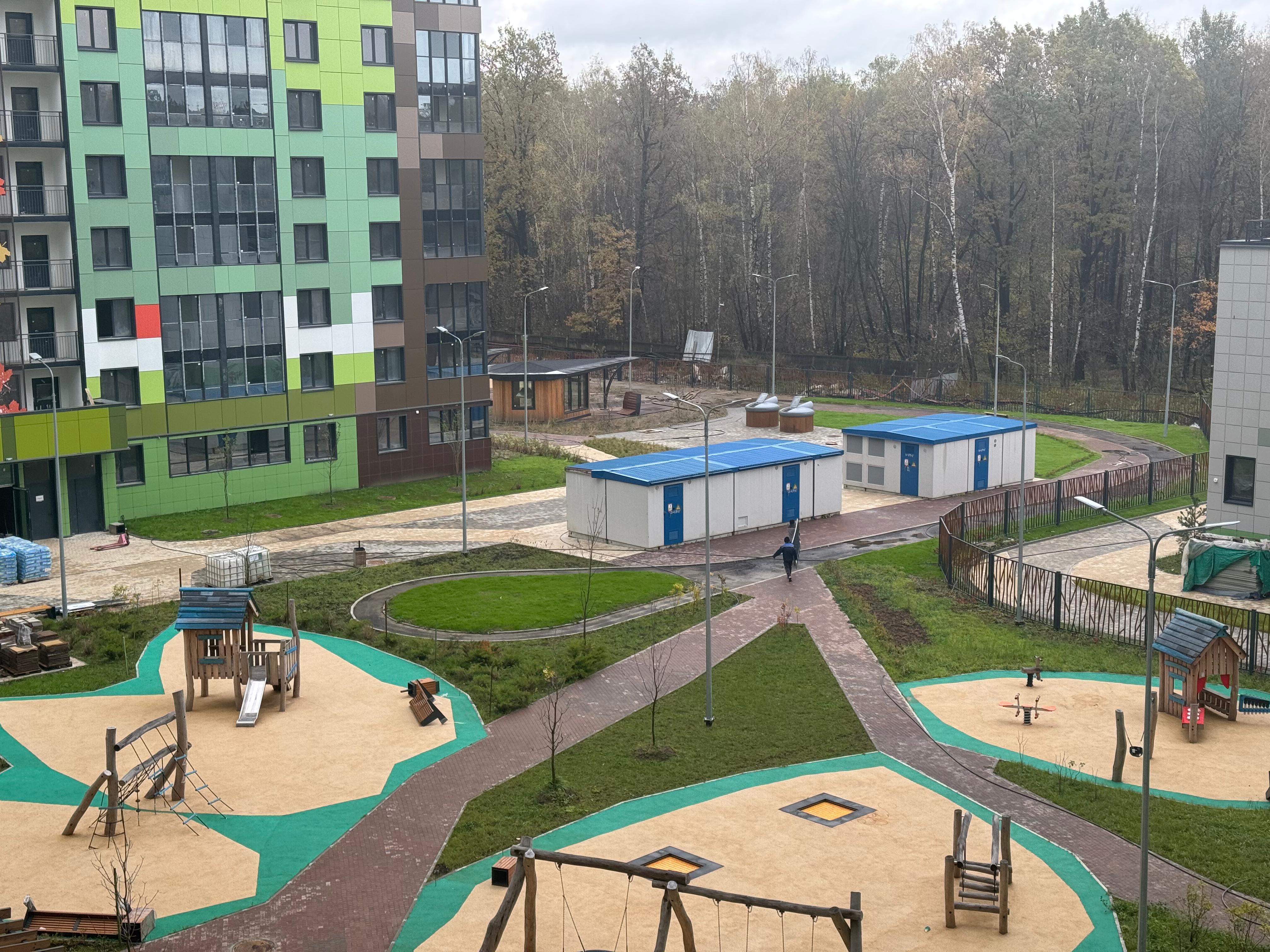 Компания Seven Suns Development вложила в строительство ЖК «Сказочный лес» согласно независимой оценке 12,9 млрд руб. Жилой комплекс в значительной степени готов фото: Компания Seven Suns Development вложила в строительство ЖК «Сказочный лес» согласно независимой оценке 12,9 млрд руб. Жилой комплекс в значительной степени готов