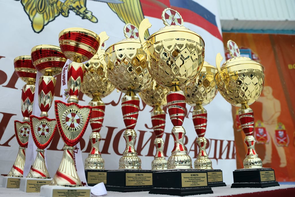 Росгвардейцы из Томской области успешно выступили на чемпионате Росгвардии по зимнему офицерскому троеборью фото: Росгвардейцы из Томской области успешно выступили на чемпионате Росгвардии по зимнему офицерскому троеборью