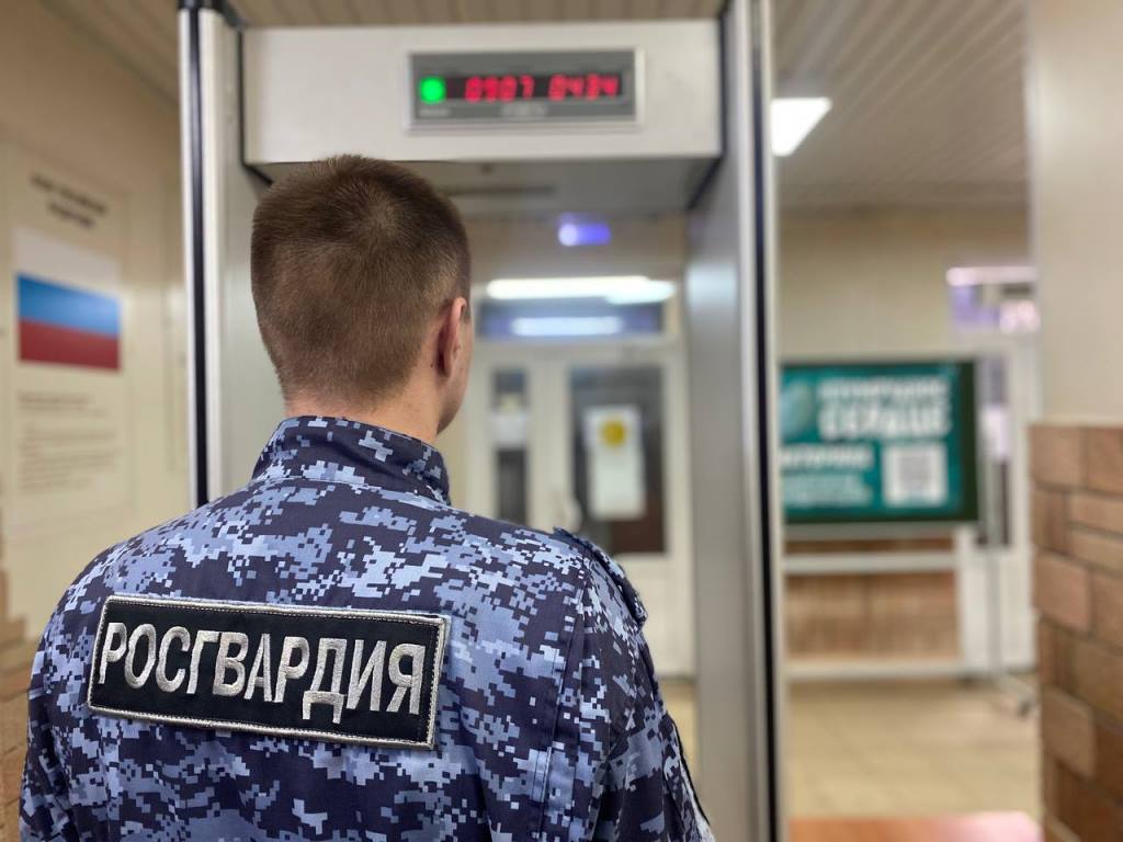 Росгвардия обеспечила безопасность проведения выборов президента Российской Федерации в Томской области фото: Росгвардия обеспечила безопасность проведения выборов президента Российской Федерации в Томской области