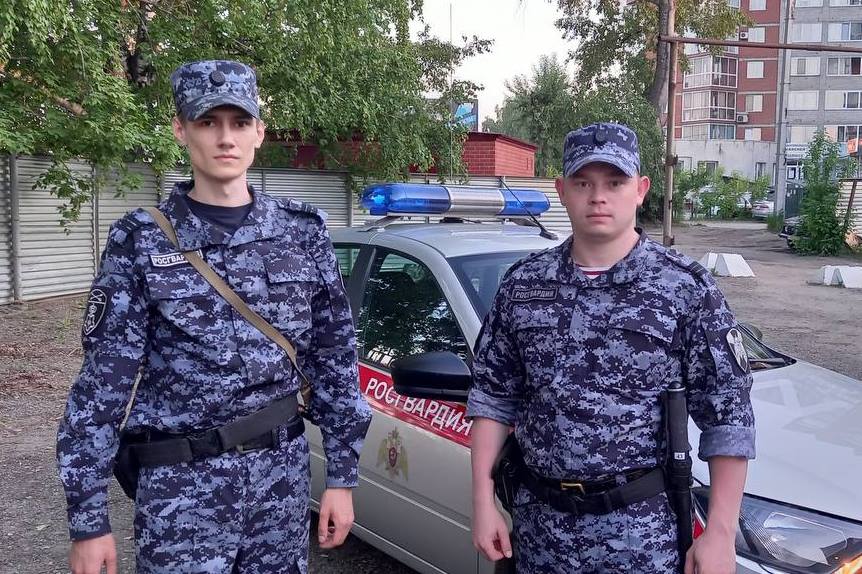 Сотрудники Росгвардии разыскали и вернули семьям потерявшихся жителей Томской области фото: Сотрудники Росгвардии разыскали и вернули семьям потерявшихся жителей Томской области