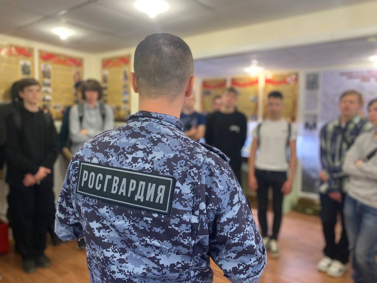 Патриотическая акция «Каникулы с Росгвардией» набирает обороты в Томской области фото: Патриотическая акция «Каникулы с Росгвардией» набирает обороты в Томской области