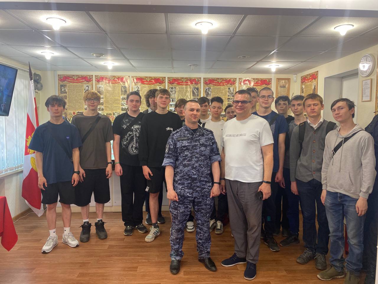 Патриотическая акция «Каникулы с Росгвардией» набирает обороты в Томской области фото: Патриотическая акция «Каникулы с Росгвардией» набирает обороты в Томской области