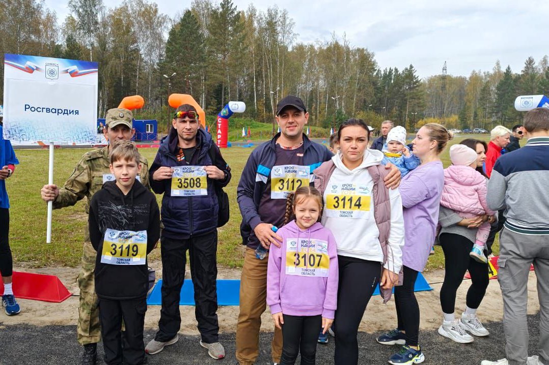 Военнослужащие северского соединения Росгвардии приняли участие во Всероссийском дне бега «Кросс нации – 2024» фото: Военнослужащие северского соединения Росгвардии приняли участие во Всероссийском дне бега «Кросс нации – 2024»