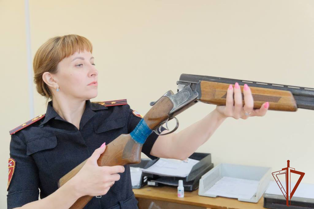 Сотрудники лицензионно-разрешительной работы Росгвардии изъяли у жителей Томской области более 1900 единиц оружия и свыше 6500 боеприпасов фото: Сотрудники лицензионно-разрешительной работы Росгвардии изъяли у жителей Томской области более 1900 единиц оружия и свыше 6500 боеприпасов