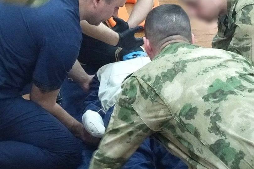 фото: В Томской области росгвардейцы совершенствуют навыки оказания первой помощи при ДТП