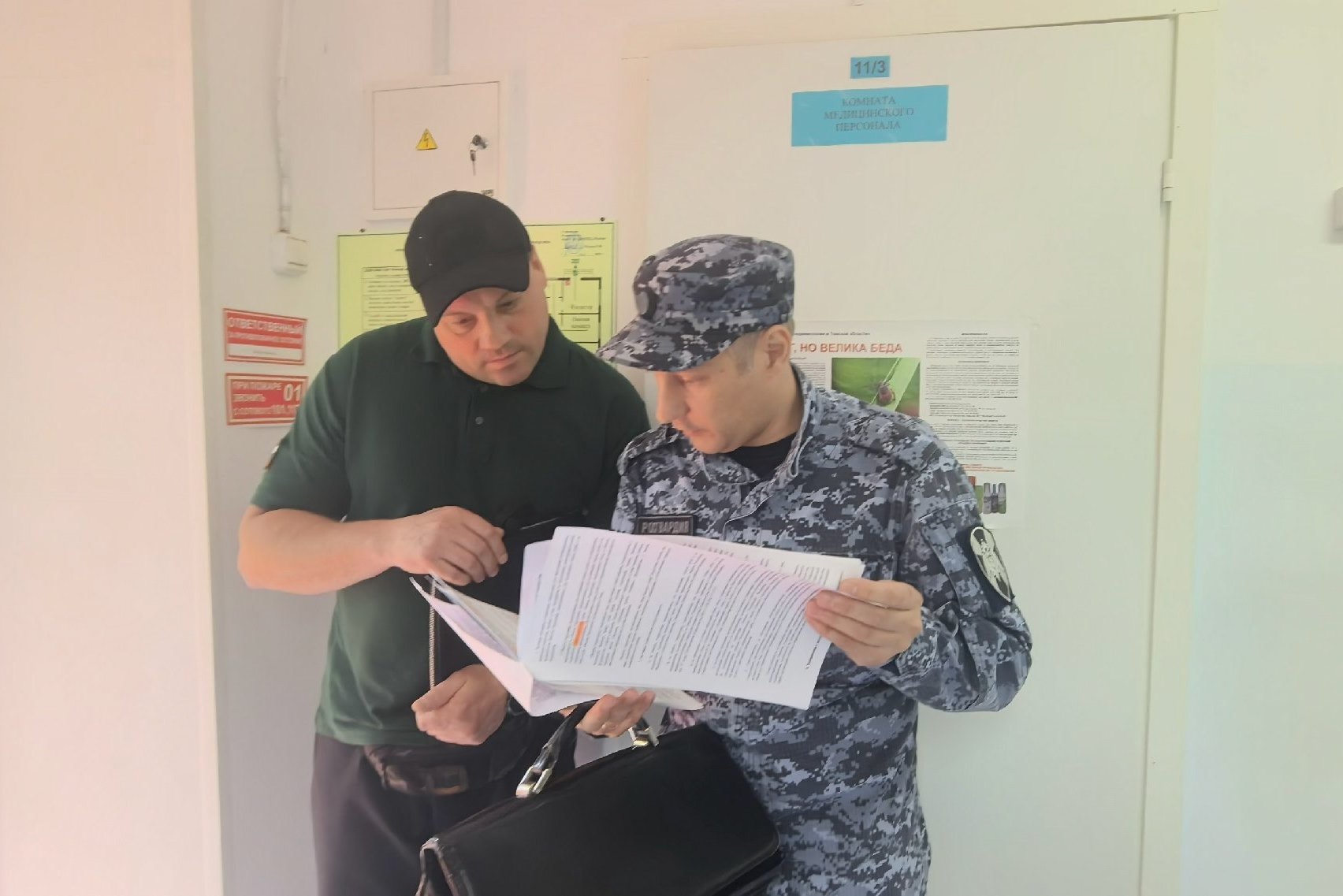 Безопасность детских лагерей в Томской области проверяют сотрудники Росгвардии фото: Безопасность детских лагерей в Томской области проверяют сотрудники Росгвардии