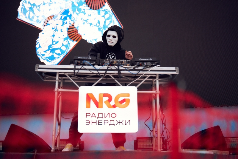 Массовый заезд, топовые звезды и сет от обладателя «Грэмми»: фестиваль ЭНЕРДЖИ ГОРЫ отметил 15‑летие! фото: Массовый заезд, топовые звезды и сет от обладателя «Грэмми»: фестиваль ЭНЕРДЖИ ГОРЫ отметил 15‑летие!