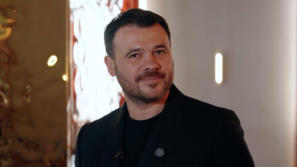 Эмин Агаларов, президент компании Agalarov Development: «Я сейчас раздумываю над тем, чтобы заняться очень камерным девелопментом» фото: Эмин Агаларов, президент компании Agalarov Development: «Я сейчас раздумываю над тем, чтобы заняться очень камерным девелопментом»