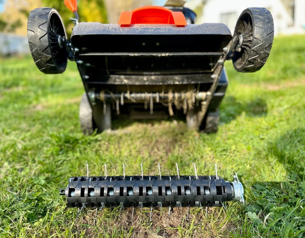 фото: Вертикуттеры: какая модель нужна вашему участку — советы и рейтинг