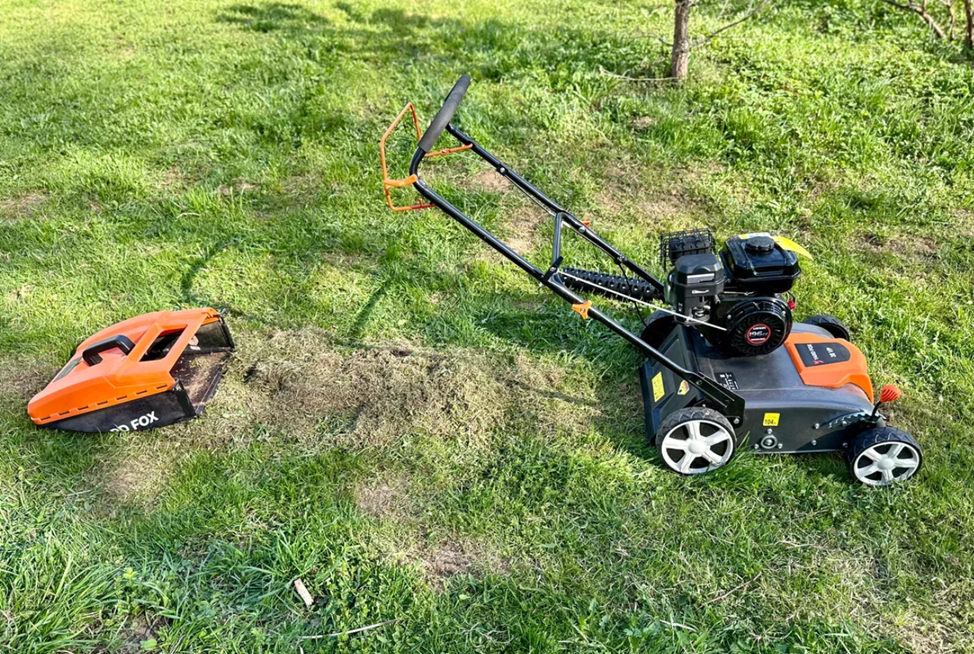 фото: Вертикуттеры: какая модель нужна вашему участку — советы и рейтинг