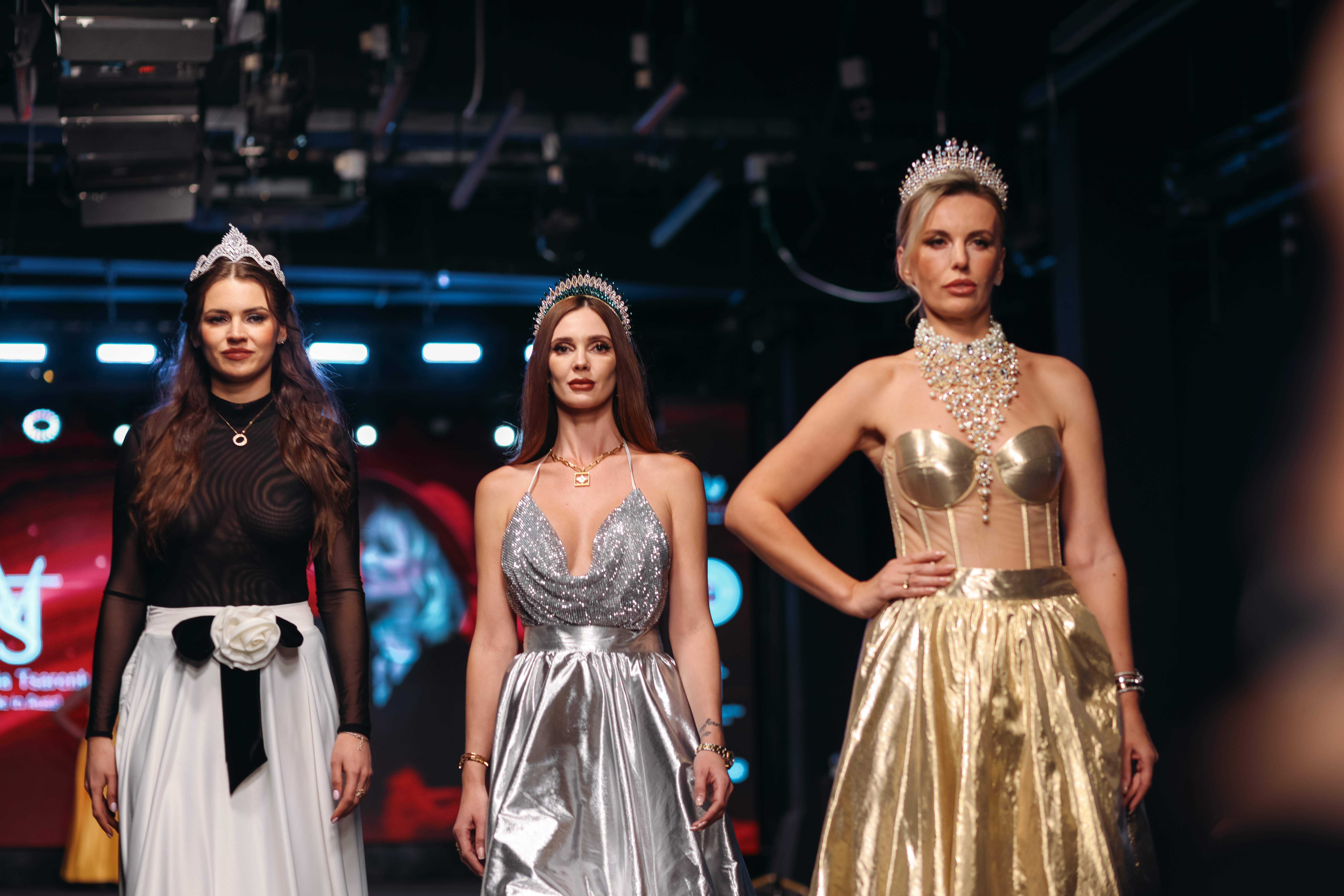 фото: Будущее российской моды: как прошел закрытый вечер Fashion Day Подиум в «Яровит Холл»