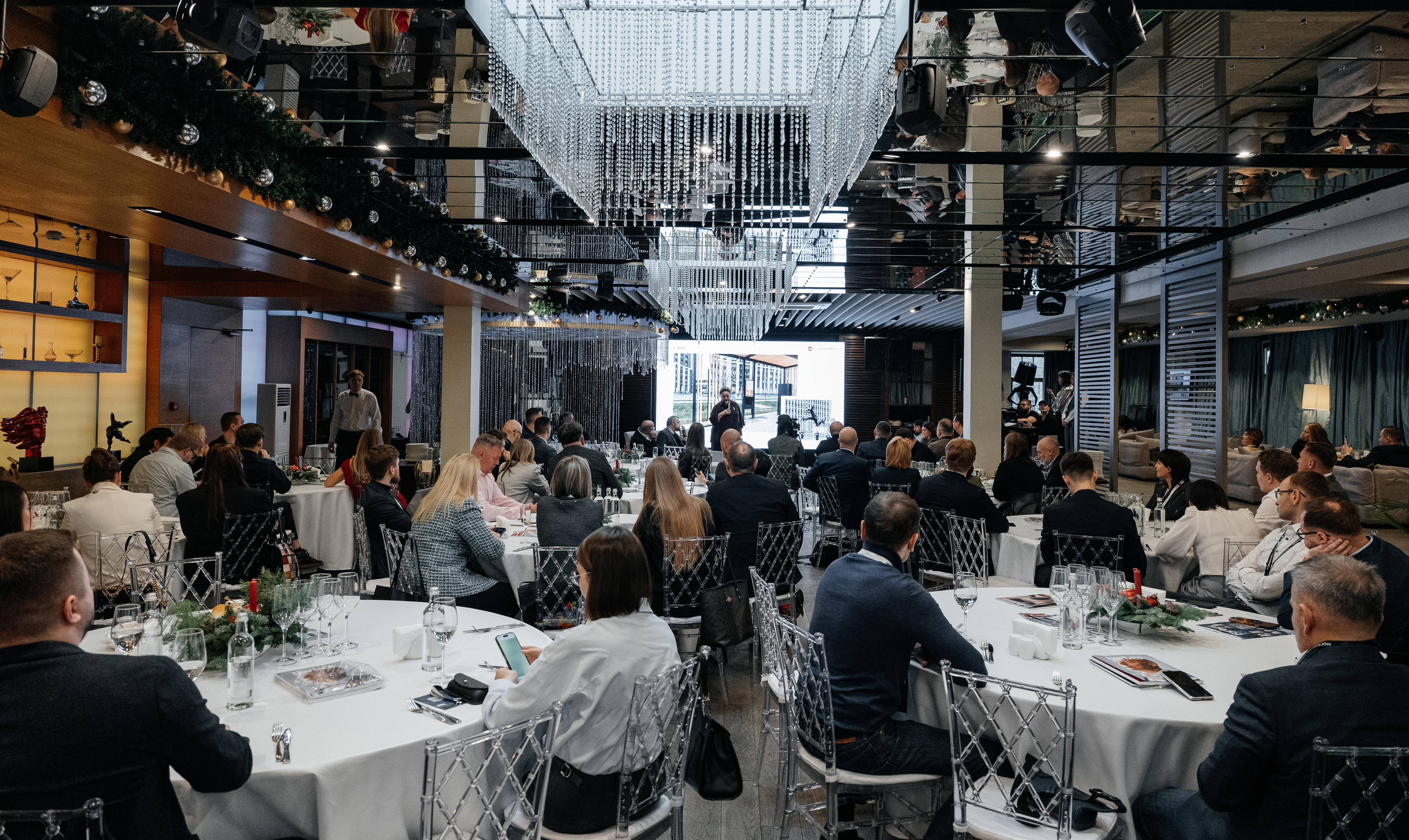 МОСКОВСКИЙ БИЗНЕС КЛУБ ПОДВОДИТ ИТОГИ ГОДА РЫНКА НЕДВИЖИМОСТИ фото: МОСКОВСКИЙ БИЗНЕС КЛУБ ПОДВОДИТ ИТОГИ ГОДА РЫНКА НЕДВИЖИМОСТИ