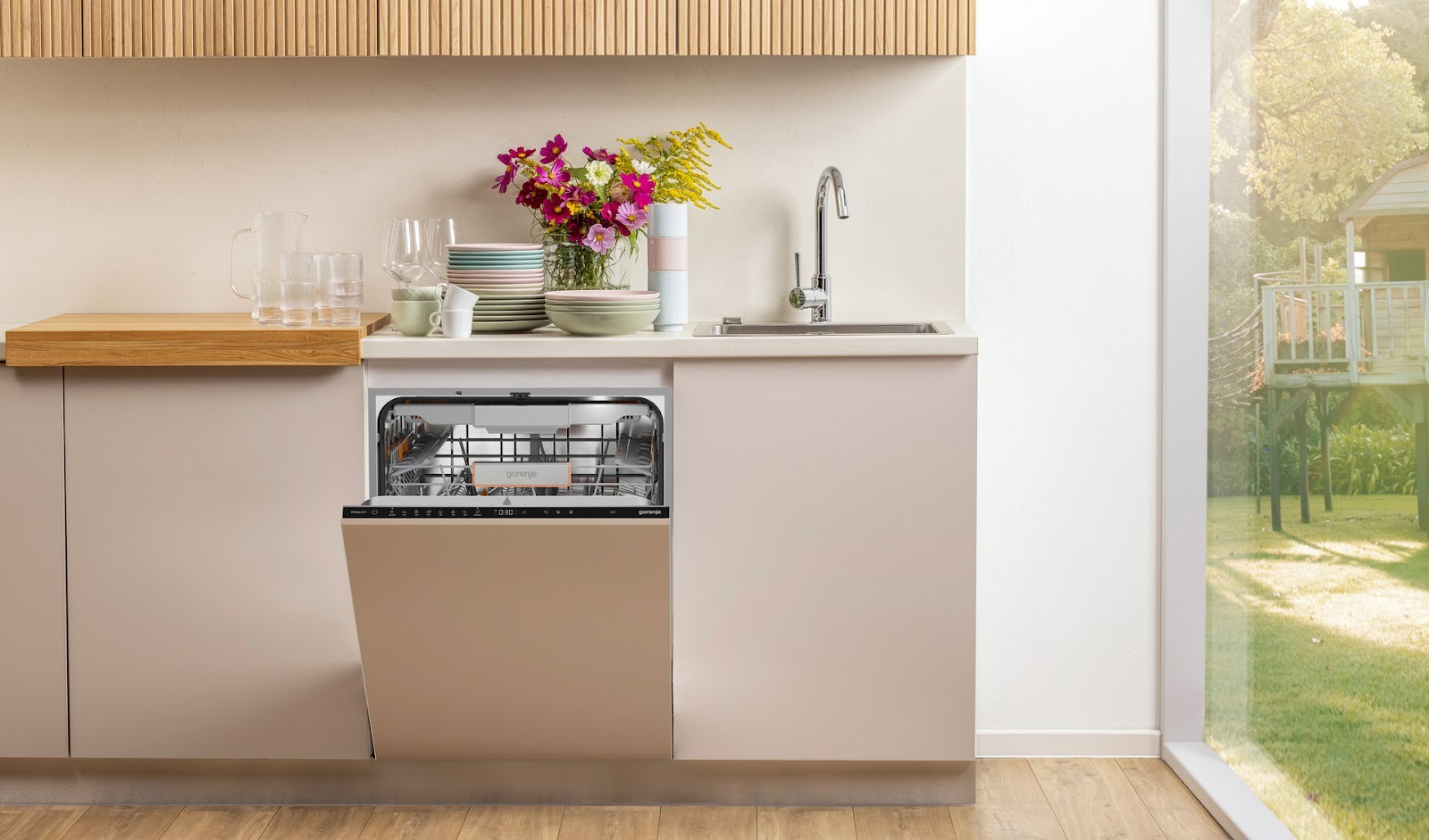 Спасительница после застолья: посудомоечная машина Gorenje GV693A65AD сделает уборку легкой фото: Спасительница после застолья: посудомоечная машина Gorenje GV693A65AD сделает уборку легкой