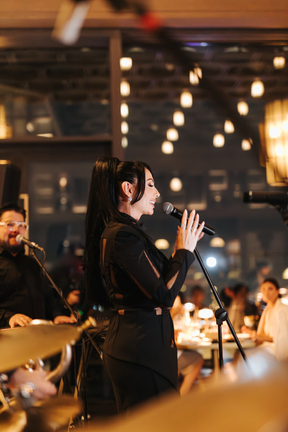 Thursday Night Live в Mott 32: вечер джаза и высокой гастрономии фото: Thursday Night Live в Mott 32: вечер джаза и высокой гастрономии