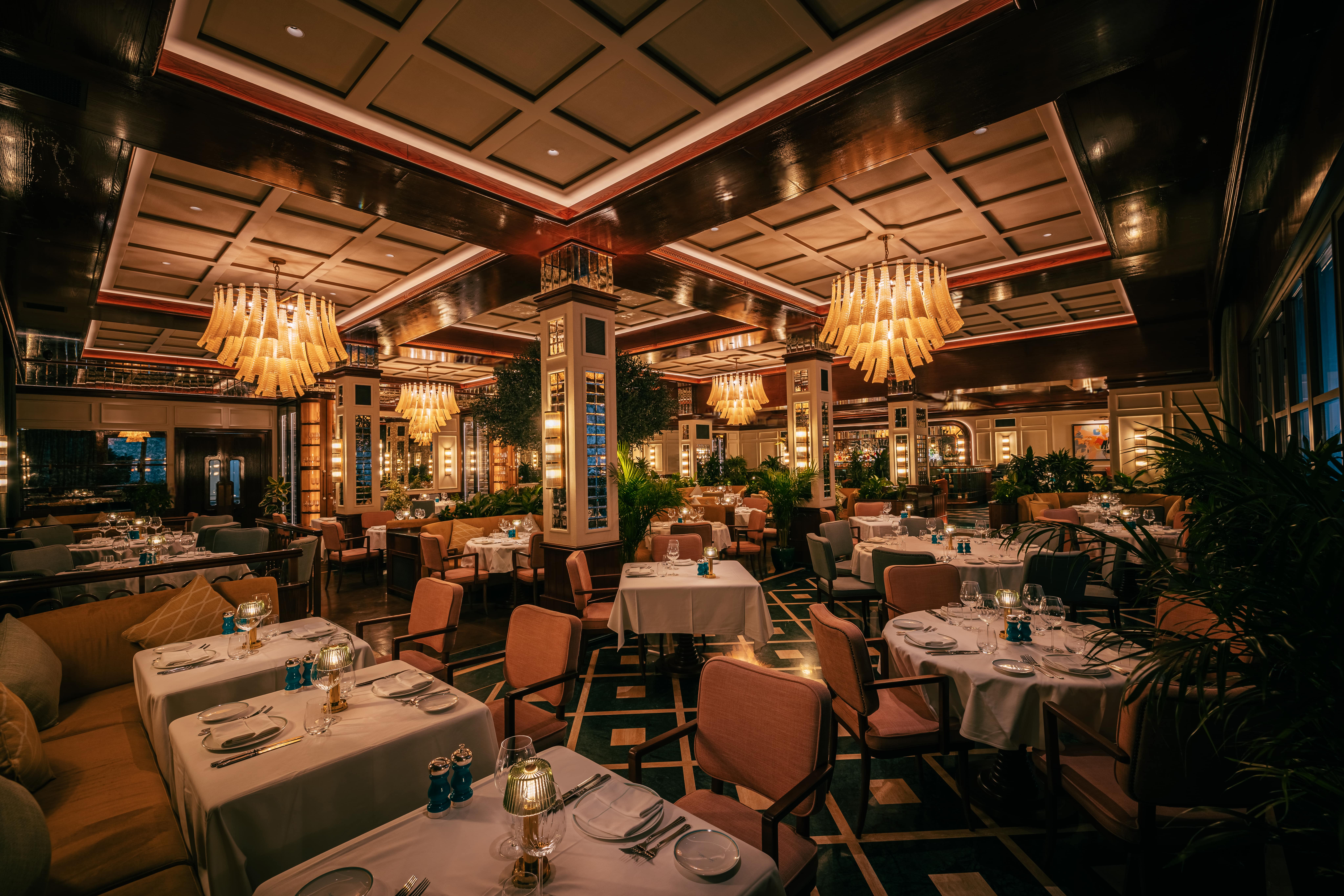 Signor Sassi приглашает гостей на ифтар фото: Signor Sassi приглашает гостей на ифтар