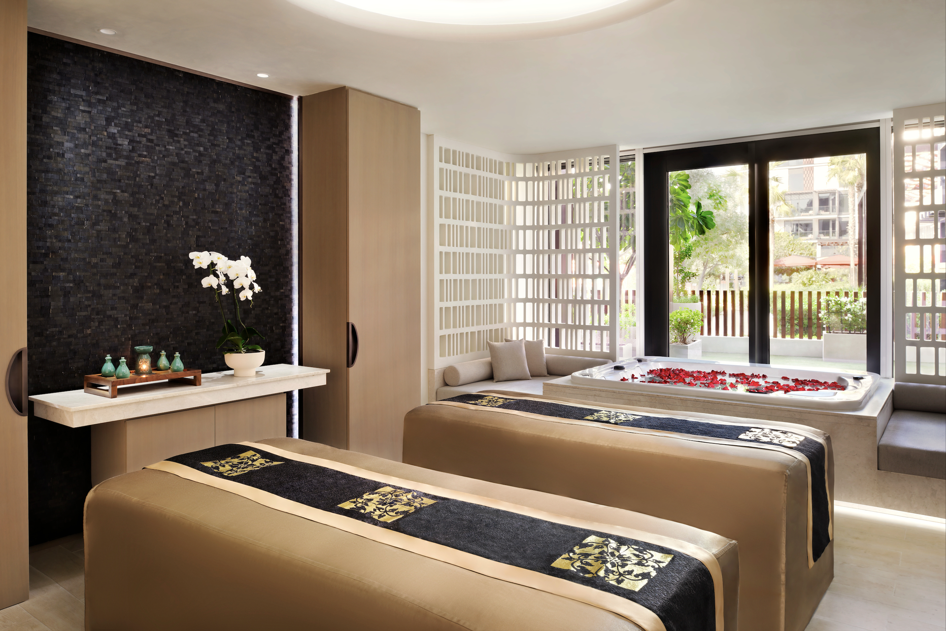 Лучшие wellness и spa ритуалы в люксовых отелях фото: Лучшие wellness и spa ритуалы в люксовых отелях