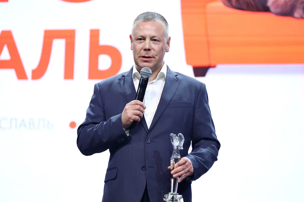 «Улица Ангела» и мировые премьеры: как прошёл первый день XXI фестиваля «В кругу семьи» в Ярославле фото: «Улица Ангела» и мировые премьеры: как прошёл первый день XXI фестиваля «В кругу семьи» в Ярославле