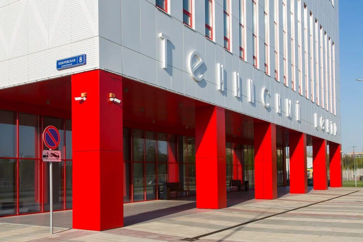 От тенниса и бега до вингфойлинга и акробатического рок-н-ролла: резидентам «Клубного города на реке Primavera» доступны занятия 30 видами спорта фото: От тенниса и бега до вингфойлинга и акробатического рок-н-ролла: резидентам «Клубного города на реке Primavera» доступны занятия 30 видами спорта