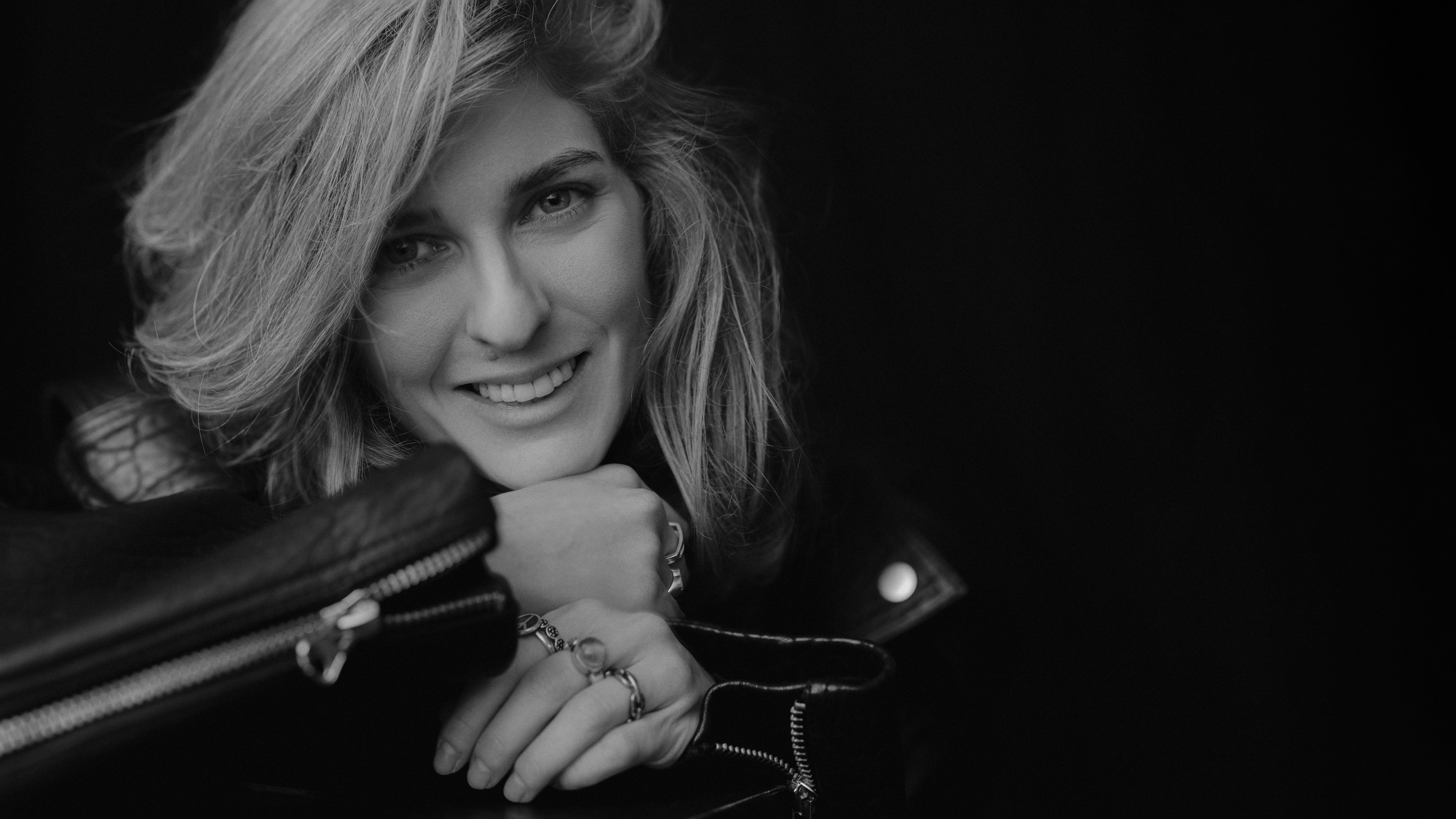 Ваш личный комедийный терапевт. Елизавета Варвара Аранова о своей комедийной карьере и премьере сольного стендап-концерта. фото: Ваш личный комедийный терапевт. Елизавета Варвара Аранова о своей комедийной карьере и премьере сольного стендап-концерта.