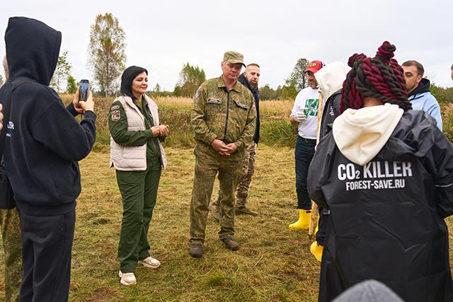 Звёздная посадка: как медийные лица посадили целый лес для будущего планеты фото: Звёздная посадка: как медийные лица посадили целый лес для будущего планеты