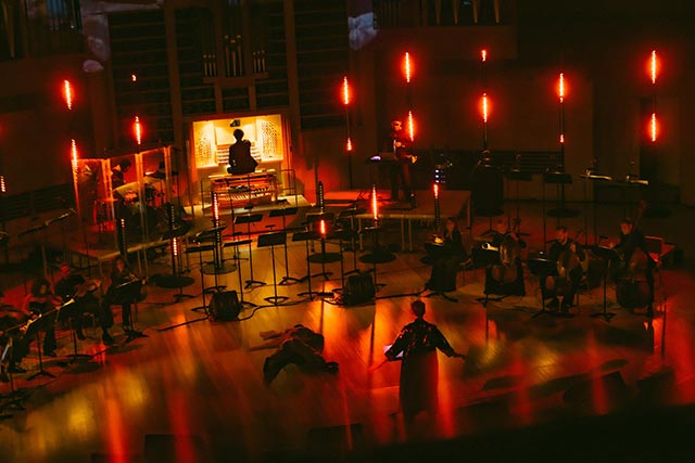 Хор будущего: премьера «ТехноМессы» ломает стереотипы о классике фото: Хор будущего: премьера «ТехноМессы» ломает стереотипы о классике