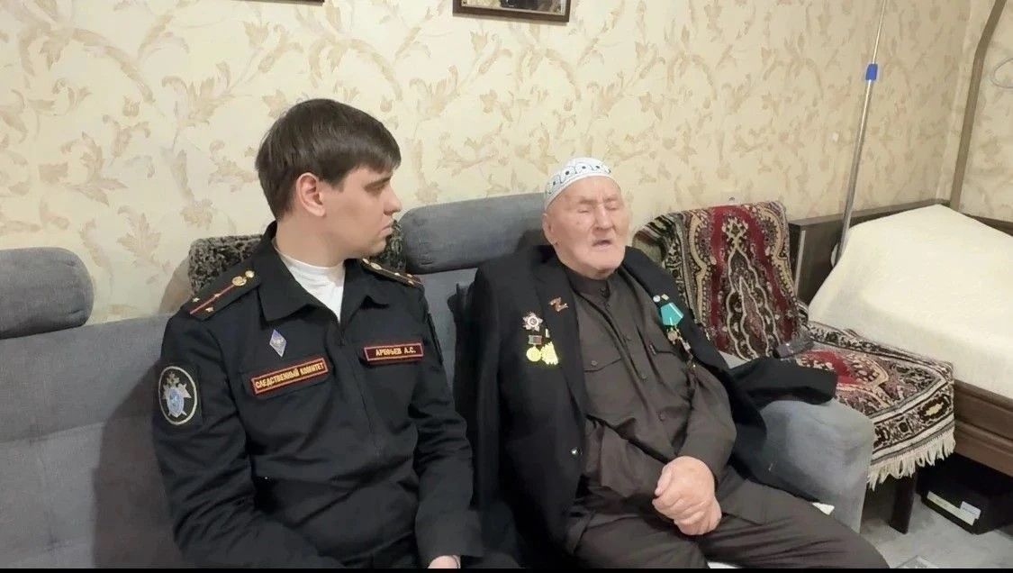 Офицеры военных следственных органов Южного военного округа поздравили ветеранов Великой Отечественной войны с Днем Победы фото: Офицеры военных следственных органов Южного военного округа поздравили ветеранов Великой Отечественной войны с Днем Победы
