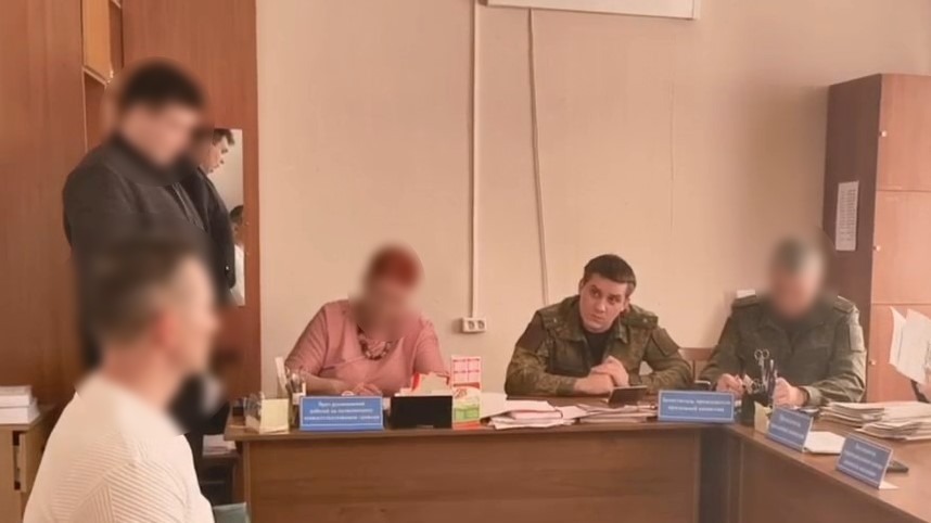 В Кабардино-Балкарии продолжается работа по постановке на воинский учет натурализованных граждан фото: В Кабардино-Балкарии продолжается работа по постановке на воинский учет натурализованных граждан