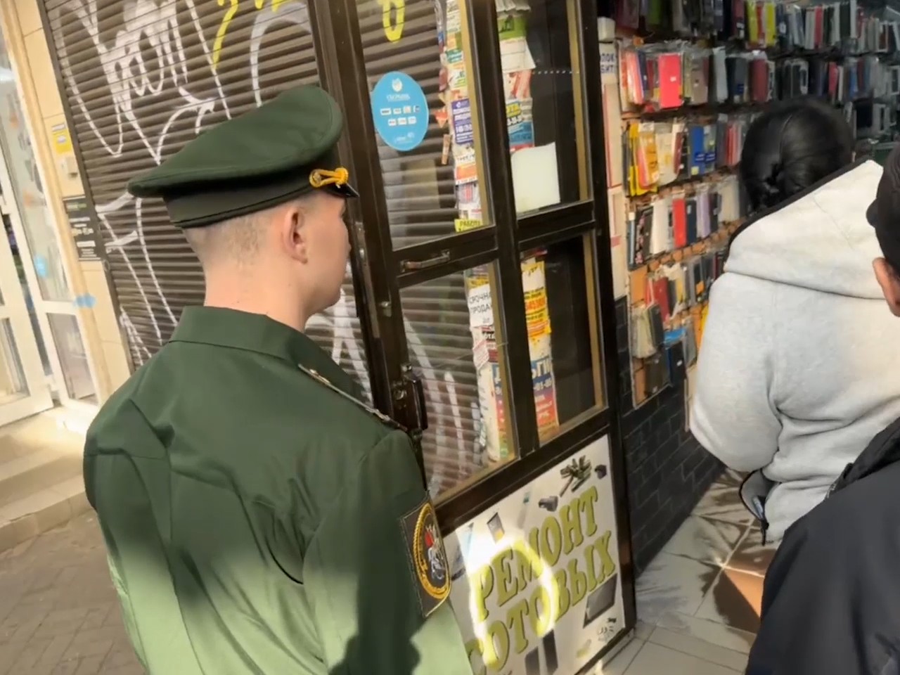 В Краснодарском крае проведен очередной рейд о постановке на воинский учет бывших иностранцев, приобретших гражданство России фото: В Краснодарском крае проведен очередной рейд о постановке на воинский учет бывших иностранцев, приобретших гражданство России