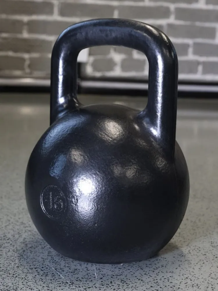 Чугунная гиря 16 кг: универсальный снаряд для силы и выносливости. Обзор фото: Чугунная гиря 16 кг: универсальный снаряд для силы и выносливости. Обзор