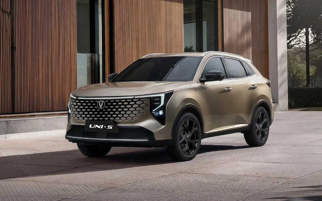 Компания Changan представит в России до конца года ряд новинок. Среди них кроссоверы и седаны фото: Компания Changan представит в России до конца года ряд новинок. Среди них кроссоверы и седаны