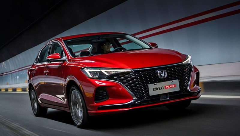 Changan седан 2023: Элегантность и комфорт по доступной цене фото: Changan седан 2023: Элегантность и комфорт по доступной цене