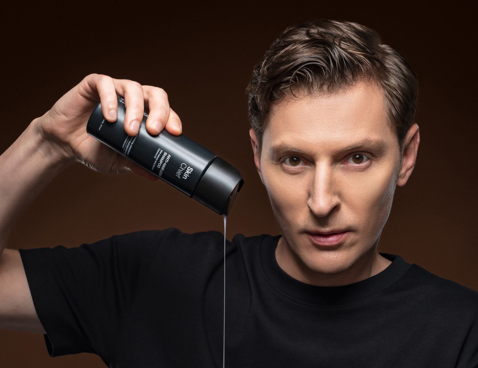 Павел Воля и Ляйсан Утяшева объявили о запуске собственных брендов уходовой косметики фото: Павел Воля и Ляйсан Утяшева объявили о запуске собственных брендов уходовой косметики