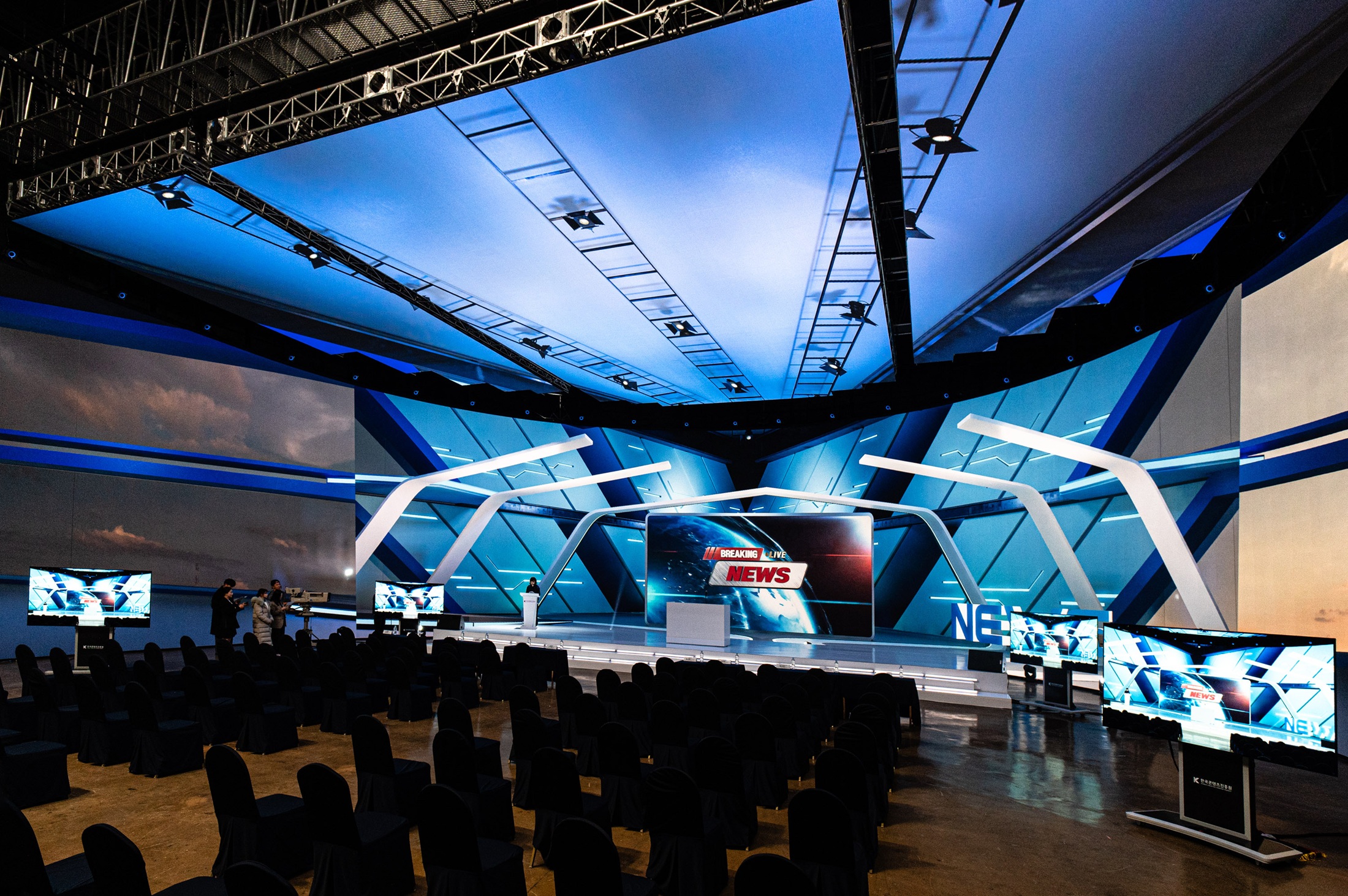 LG ПРЕДСТАВЛЯЕТ ПЕРЕДОВОЕ СВЕТОДИОДНОЕ РЕШЕНИЕ В КРУПНЕЙШЕЙ ВИРТУАЛЬНОЙ ПРОДАКШН-СТУДИИ ЮЖНОЙ КОРЕИ фото: LG ПРЕДСТАВЛЯЕТ ПЕРЕДОВОЕ СВЕТОДИОДНОЕ РЕШЕНИЕ В КРУПНЕЙШЕЙ ВИРТУАЛЬНОЙ ПРОДАКШН-СТУДИИ ЮЖНОЙ КОРЕИ